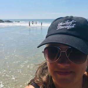 Meet your Posher, Kara